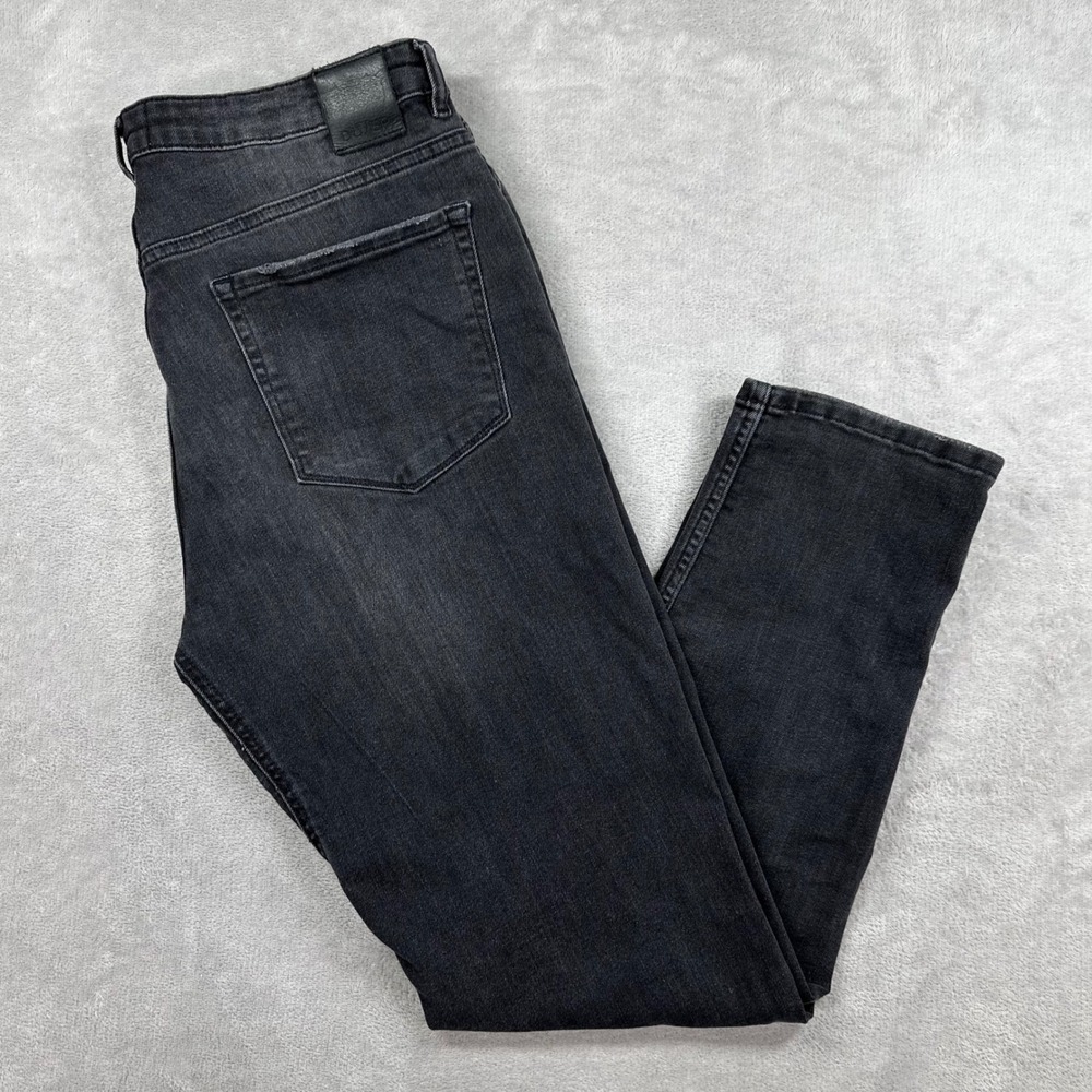 DU/ER Performance Denim Jeans Mens 32x30 Black Slim Straight Coolmax Stretch